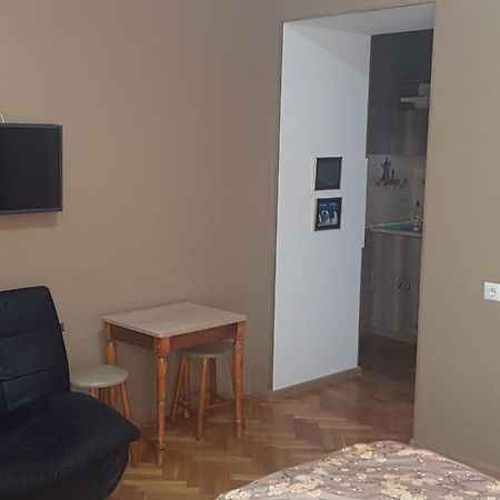 Apartment Izabella Tbilisi Phòng bức ảnh