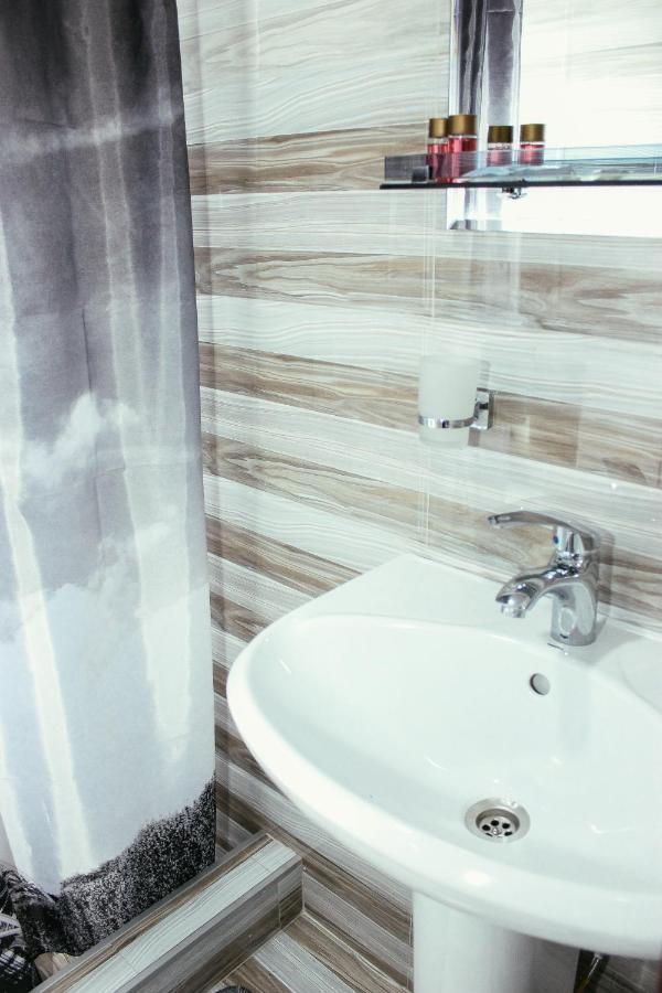 Apartment Izabella Tbilisi Ngoại thất bức ảnh